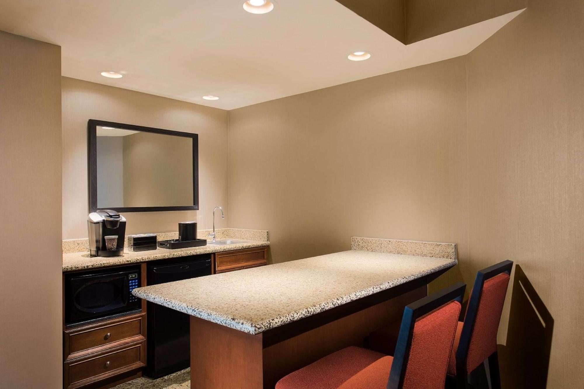 Embassy Suites By Hilton Dallas Frisco Hotel & Convention Center Εξωτερικό φωτογραφία